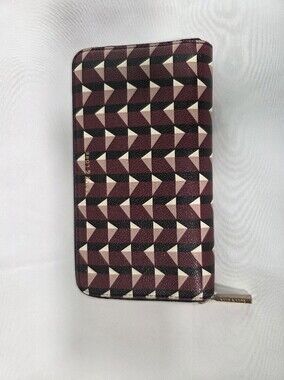 Love & Lore Geometric Zip Around Wallet